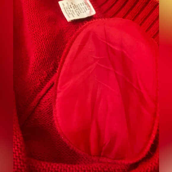 Red Vintage Christmas Sweater - Picture 8 of 13